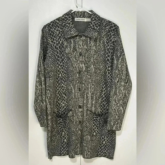 Karen Lessly Women Sz Large Animal Print Long Sleeve Gray Cream Button Cardigan - Picture 1 of 10